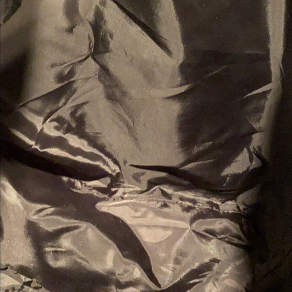 NWT Victoria’s Secret limited edition black tote - Picture 3 of 6